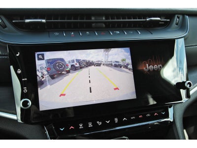 2027 Jeep Grand Cherokee L Laredo Altitude 4x2 *Ltd Avail*