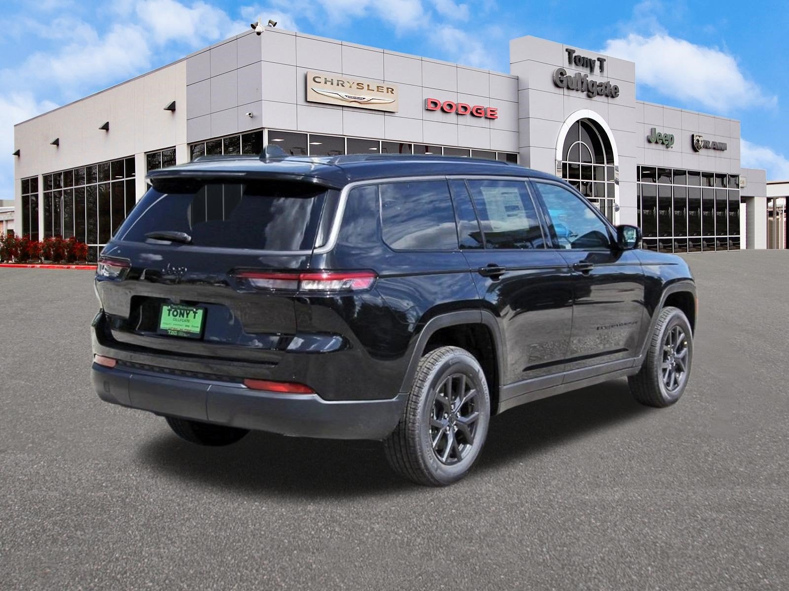 2027 Jeep Grand Cherokee L Laredo Altitude 4x2 *Ltd Avail*