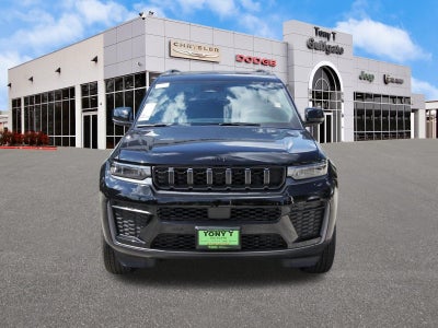 2027 Jeep Grand Cherokee L Laredo Altitude 4x2 *Ltd Avail*