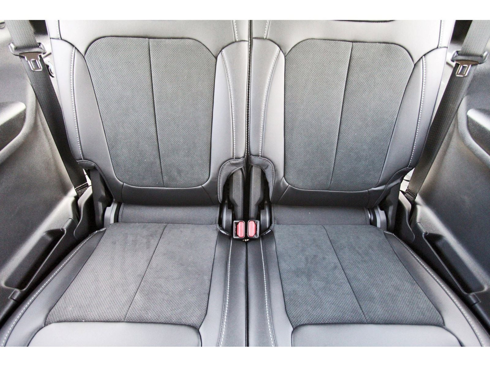 2026 Jeep Grand Cherokee L Laredo Altitude 4x2