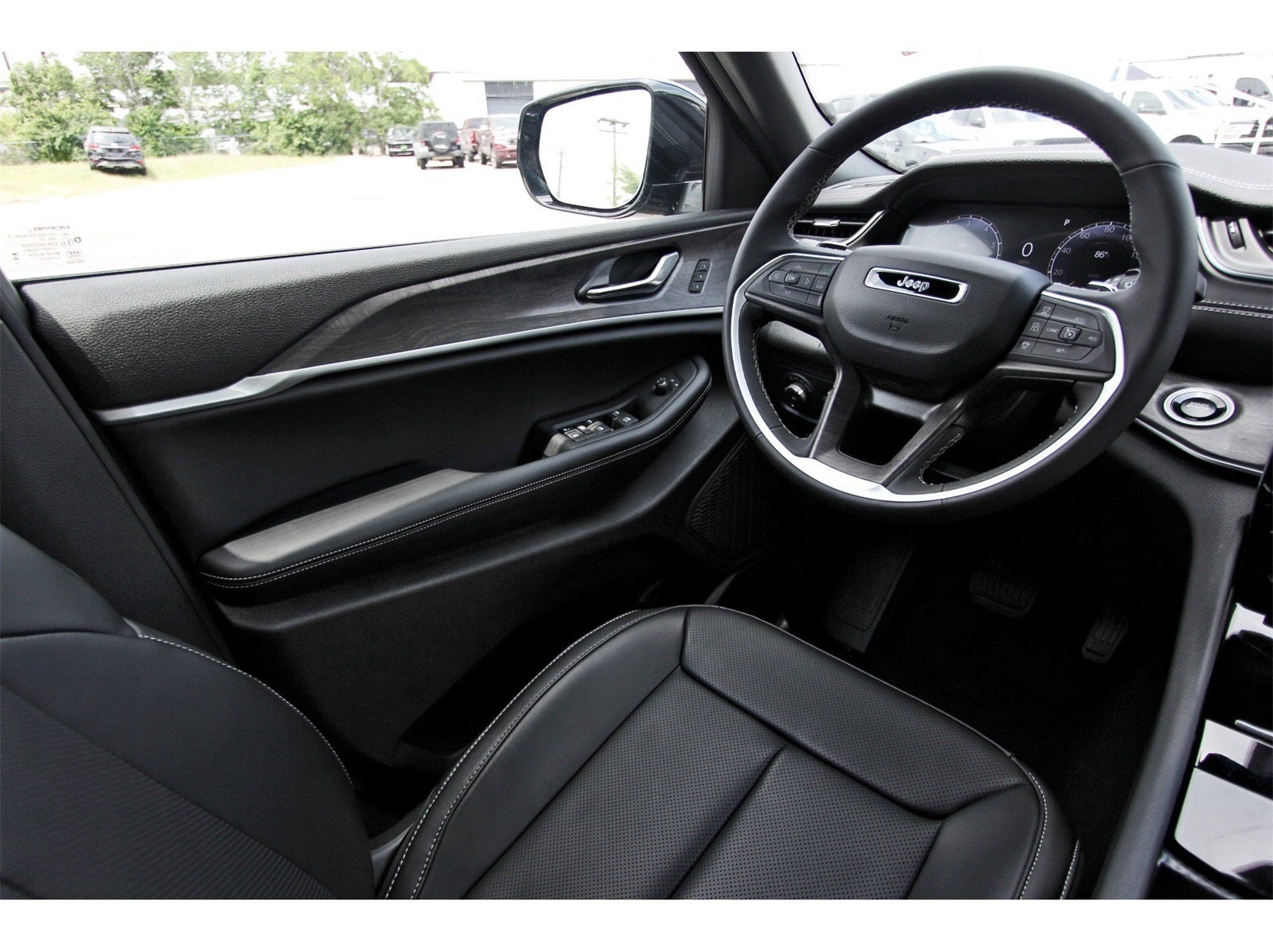 2025 Jeep Grand Cherokee L Limited 4x2