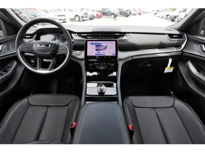 2025 Jeep Grand Cherokee L Limited 4x2