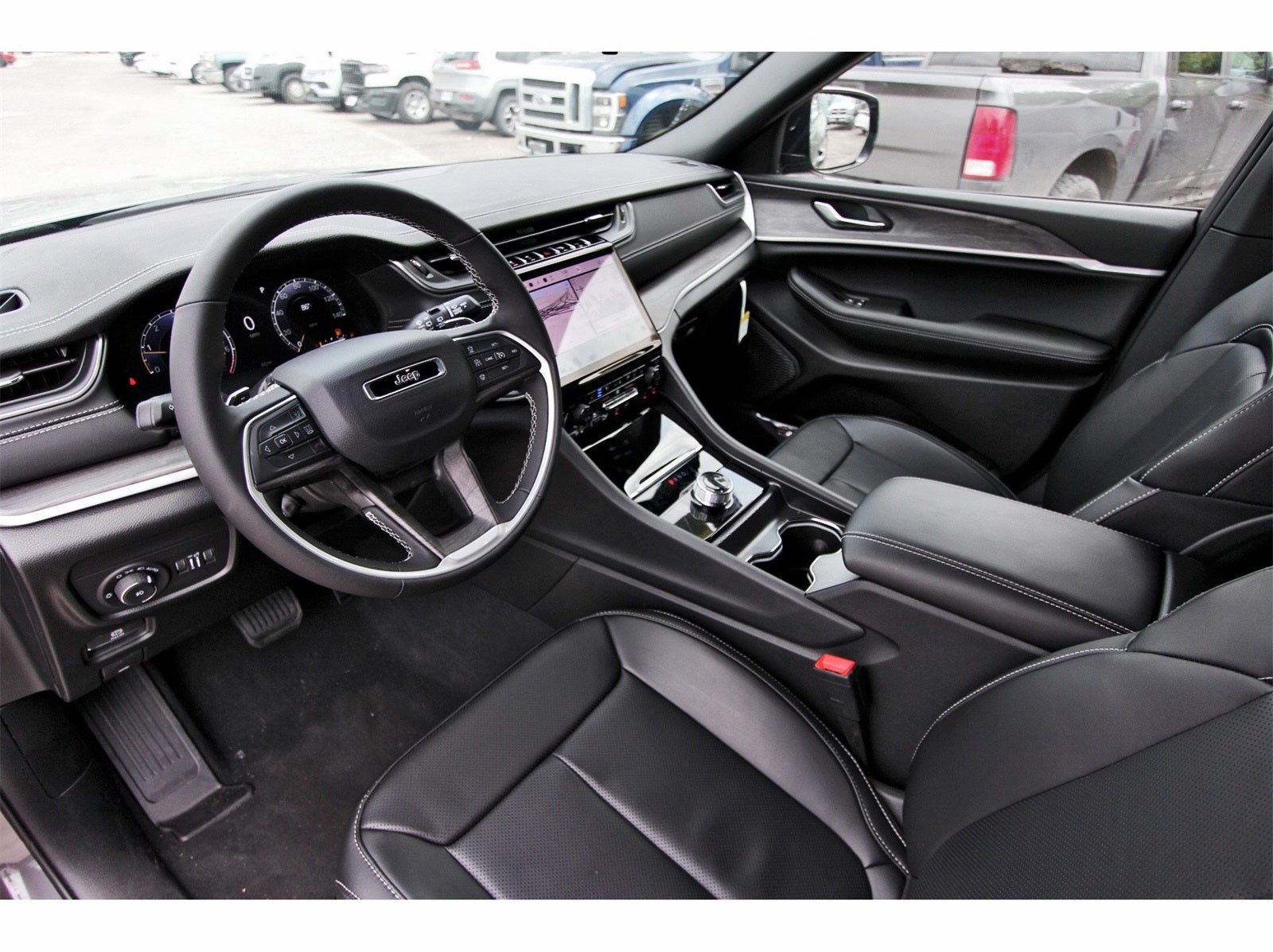 2025 Jeep Grand Cherokee L Limited 4x2