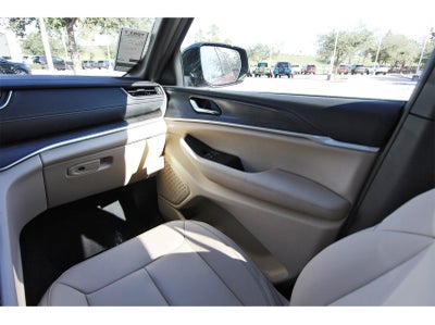 2025 Jeep Grand Cherokee L Limited 4x2