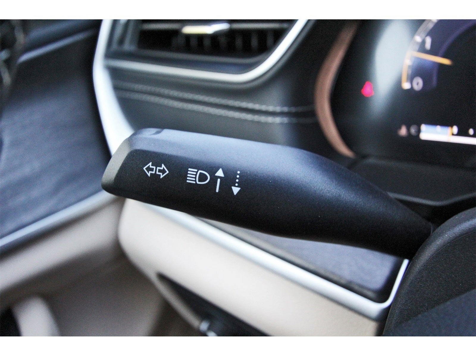 2025 Jeep Grand Cherokee L Limited 4x2