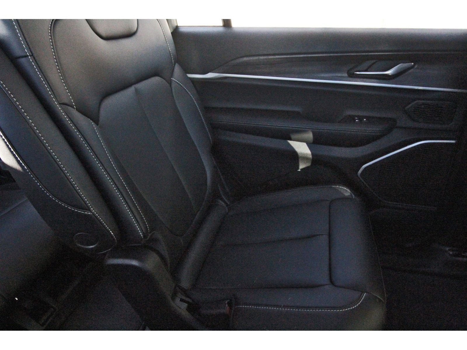 2026 Jeep Grand Cherokee L Limited 4x2