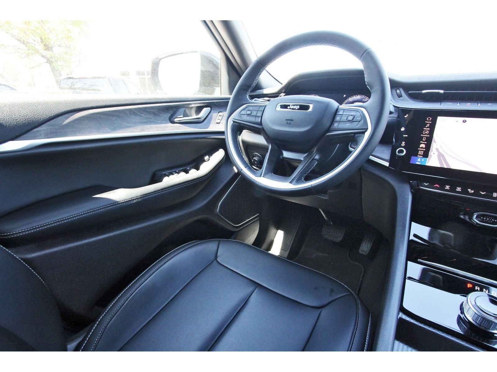 2026 Jeep Grand Cherokee L Limited 4x2