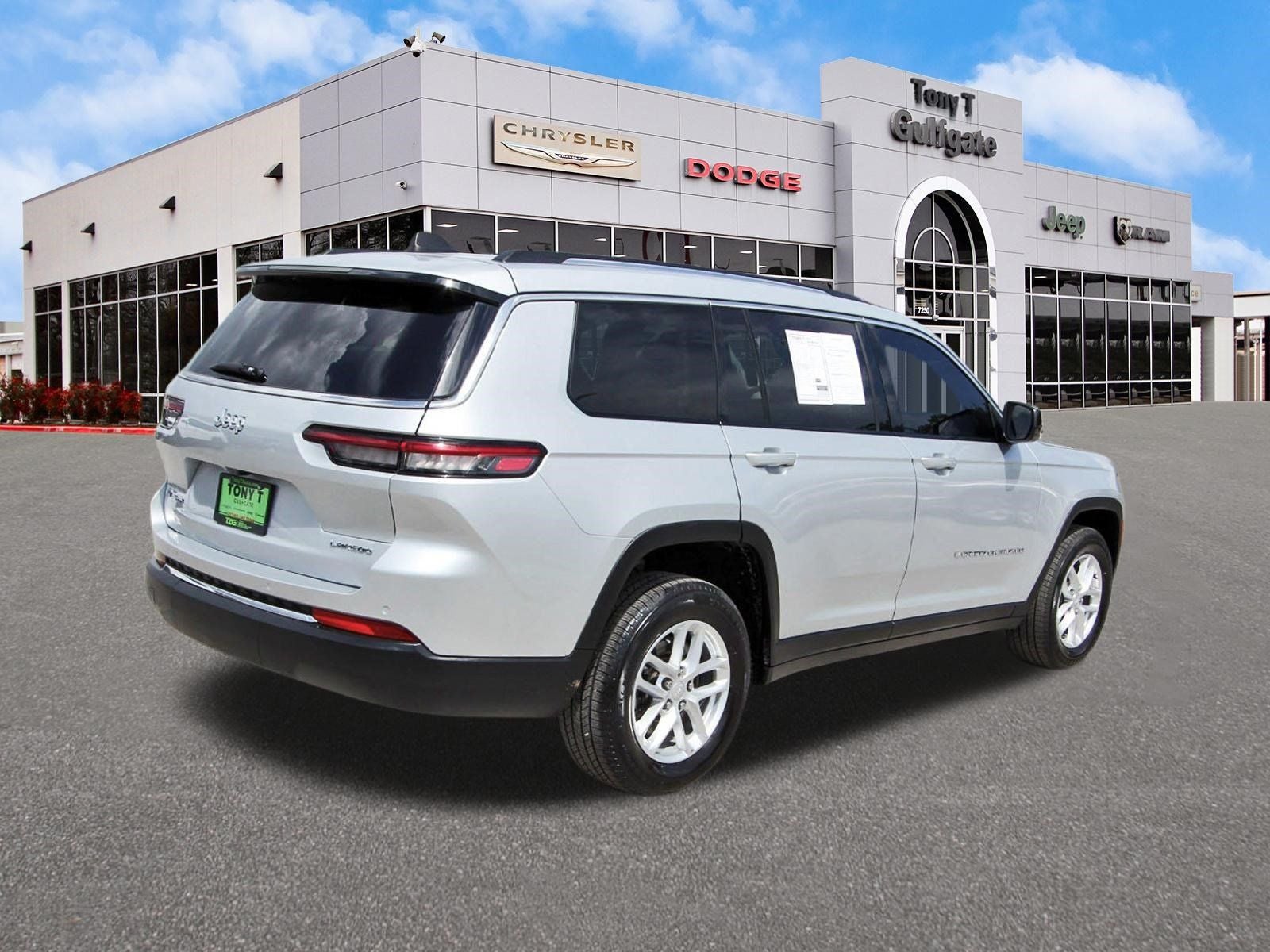 2023 Jeep Grand Cherokee L Laredo