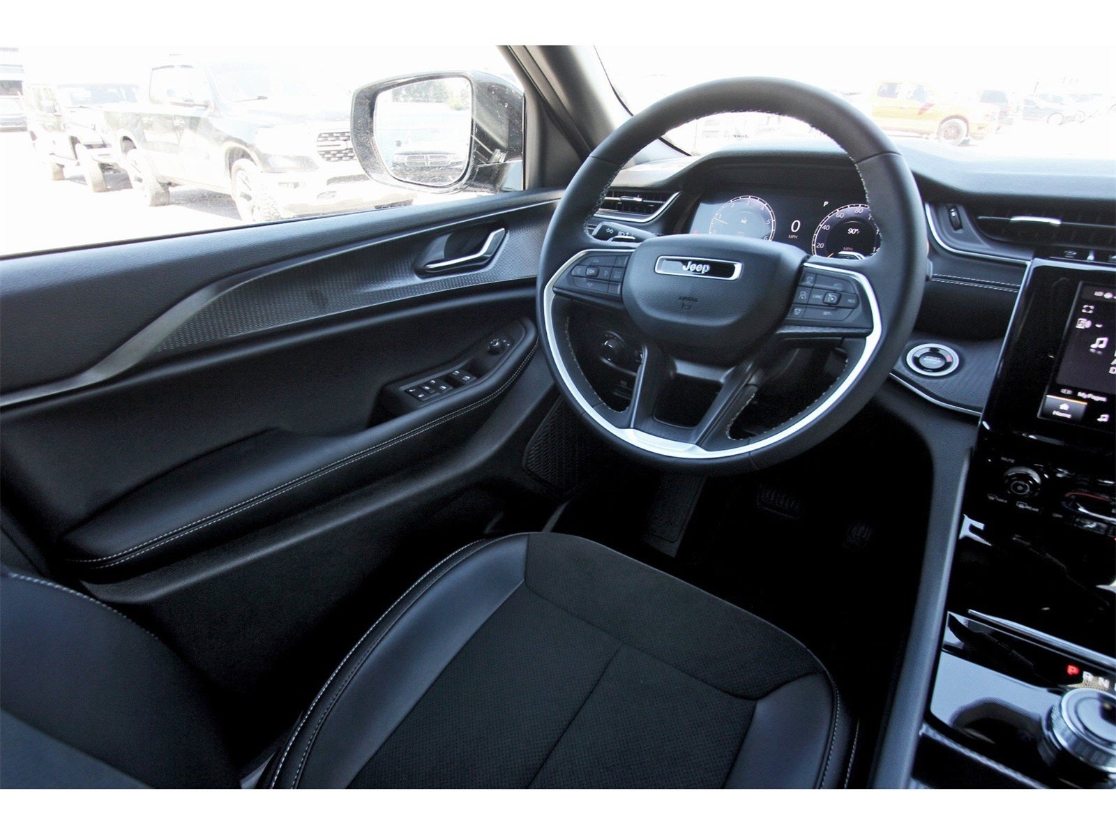 2025 Jeep Grand Cherokee L Altitude X 4x4