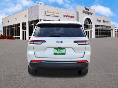 2023 Jeep Grand Cherokee L Laredo