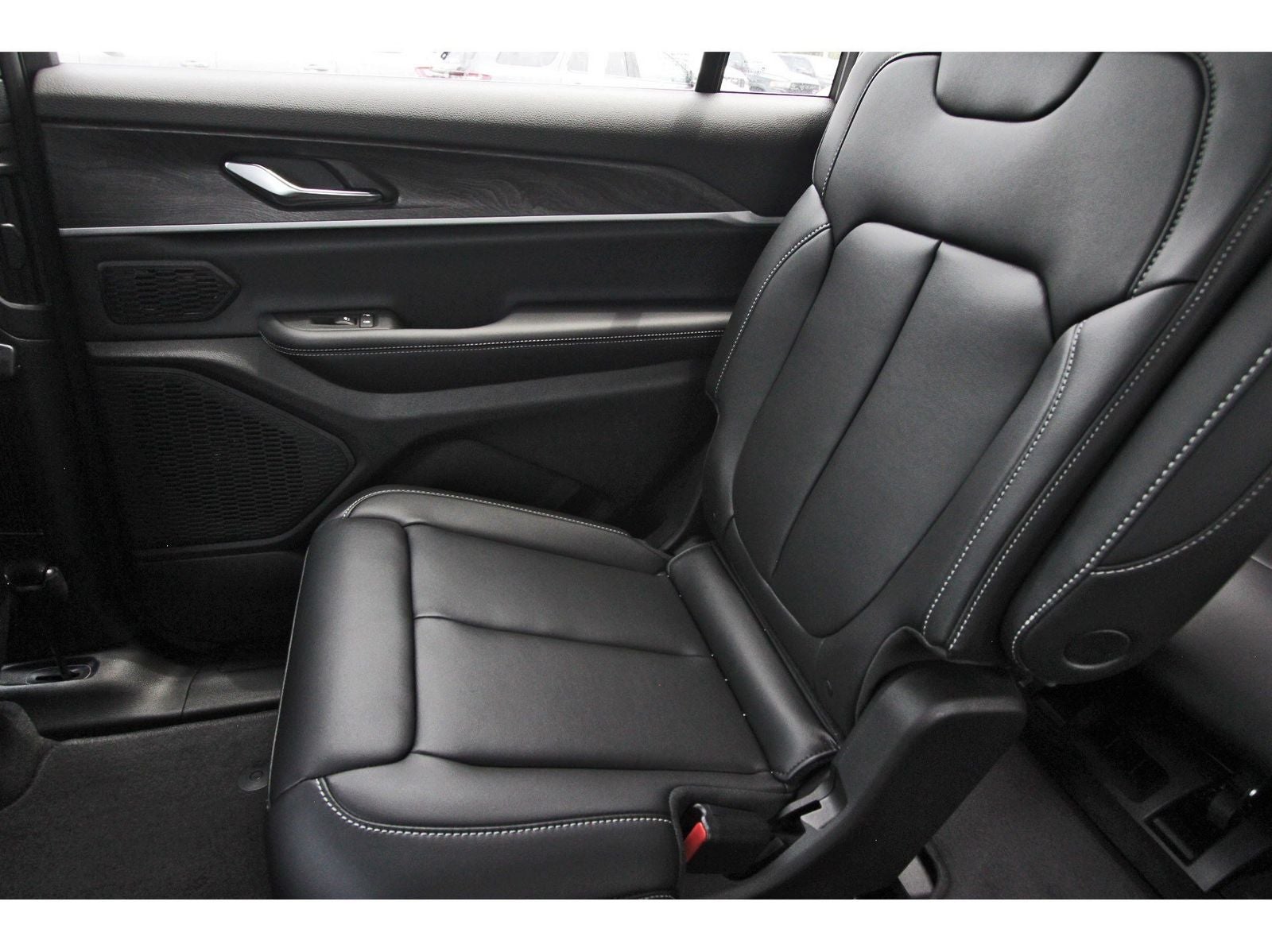 2026 Jeep Grand Cherokee L Limited 4x4