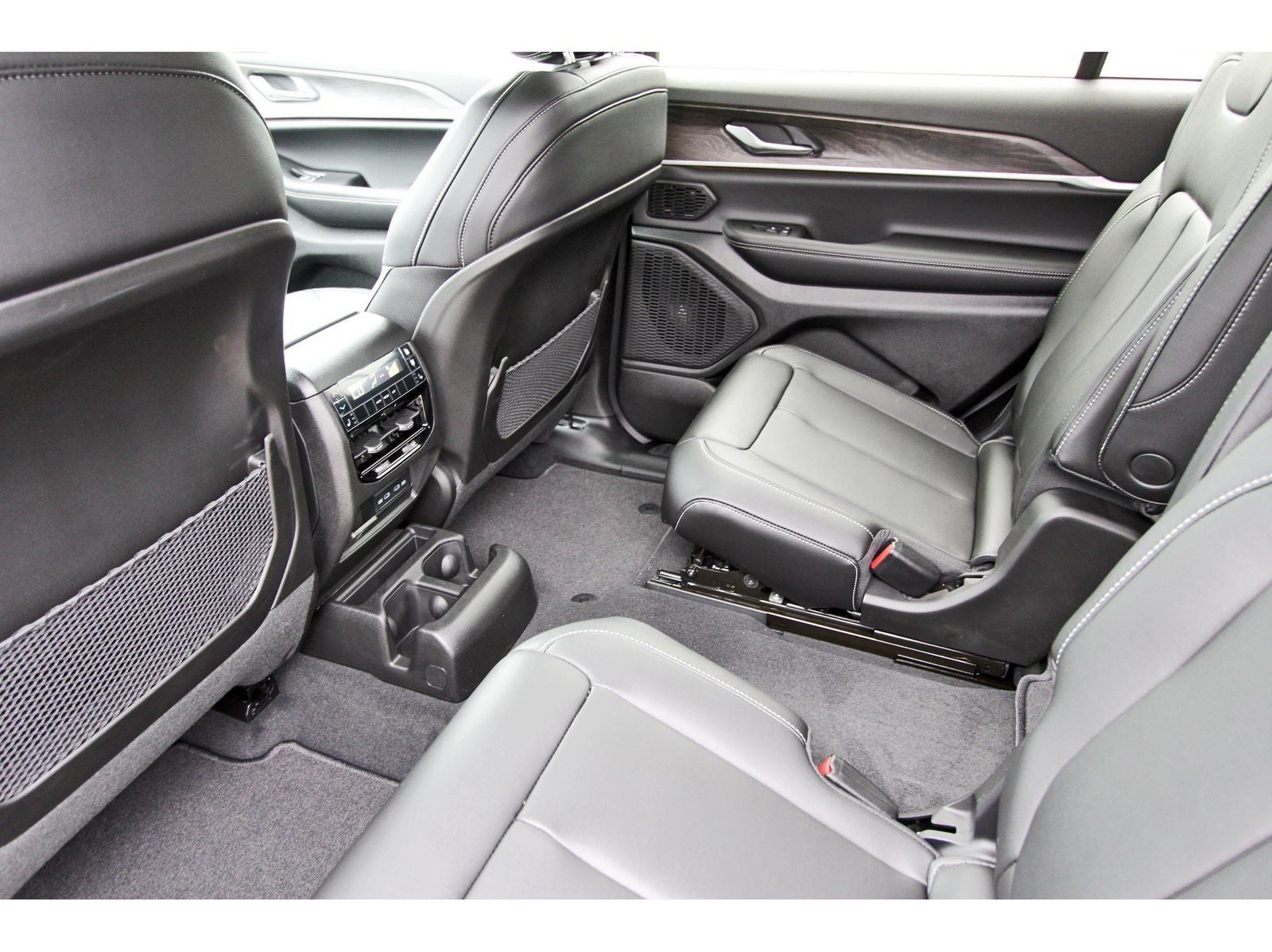 2026 Jeep Grand Cherokee L Limited 4x4
