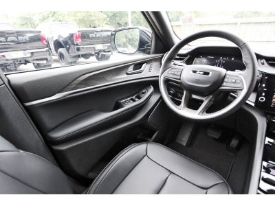 2026 Jeep Grand Cherokee L Limited 4x4