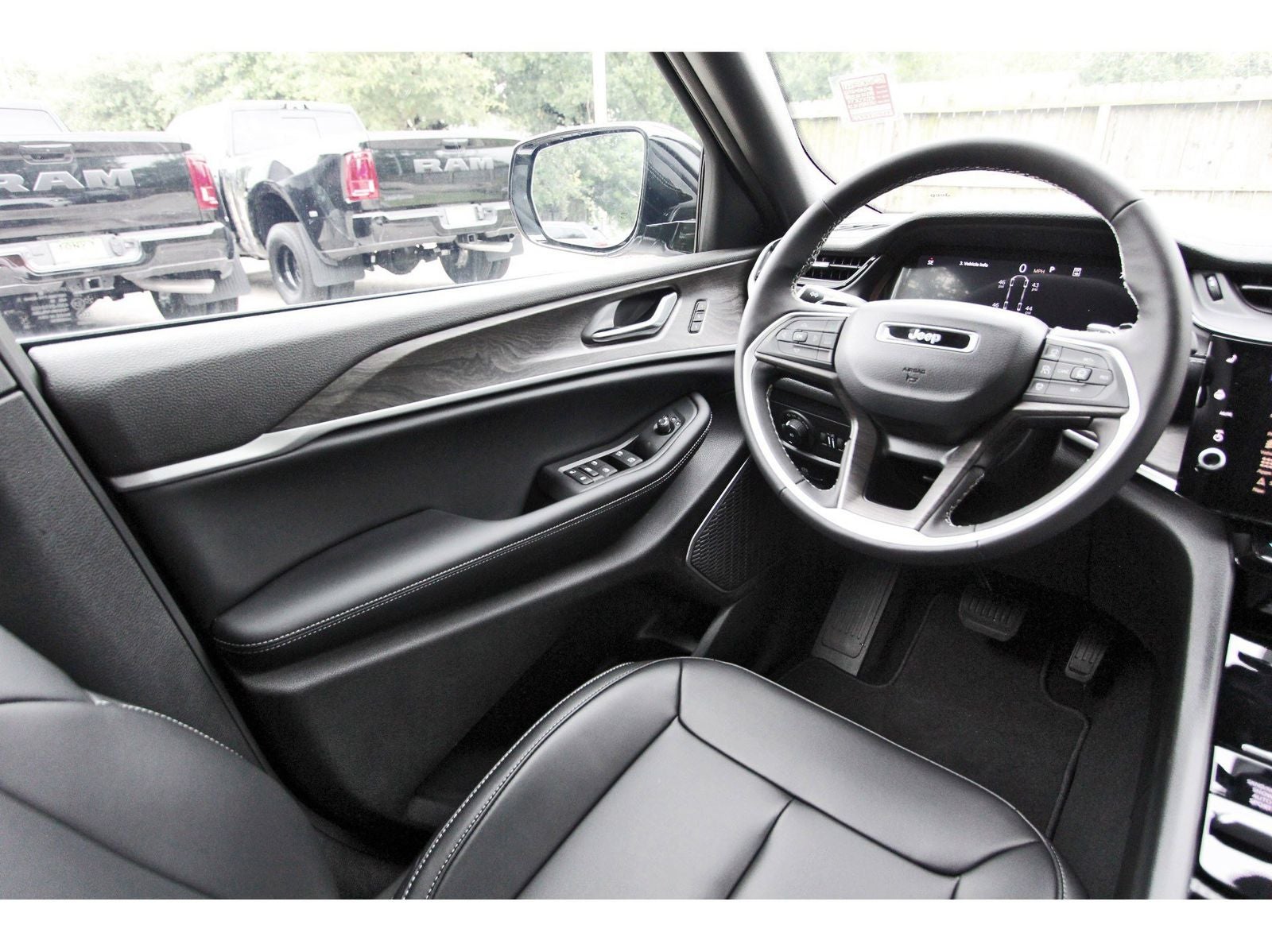 2026 Jeep Grand Cherokee L Limited 4x4
