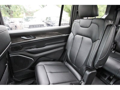 2026 Jeep Grand Cherokee L Limited 4x4