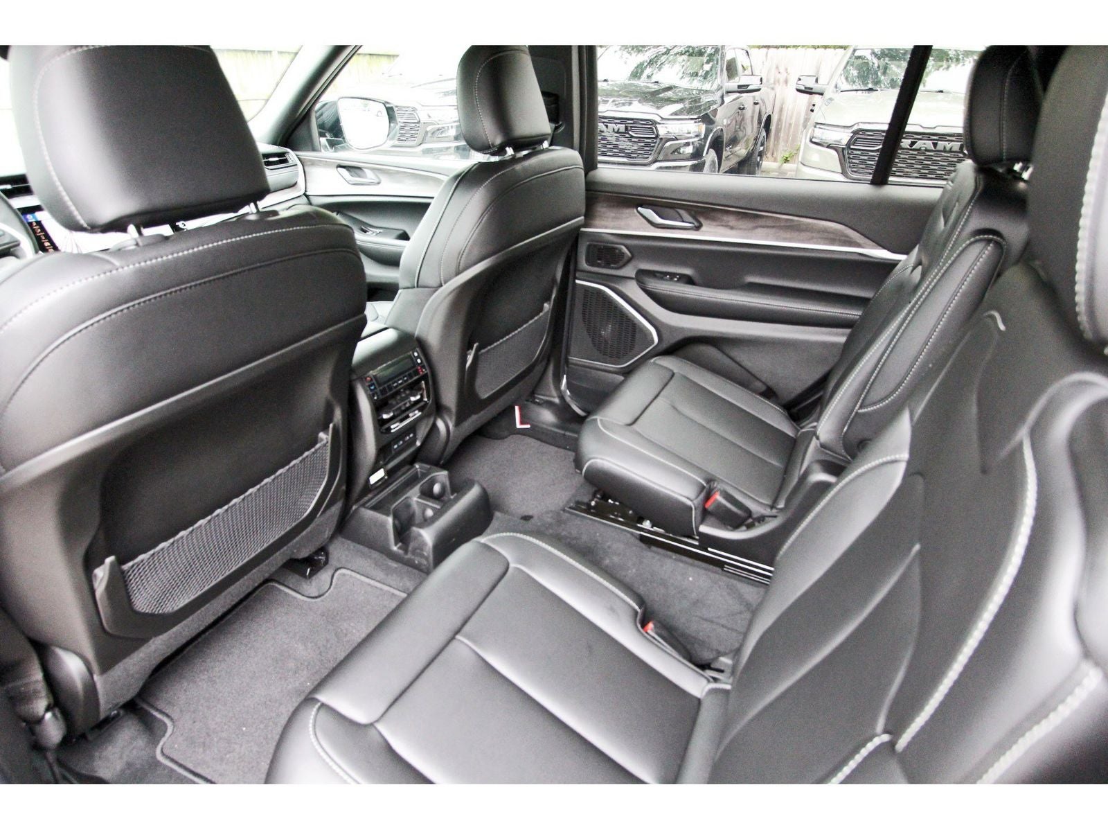 2026 Jeep Grand Cherokee L Limited 4x4