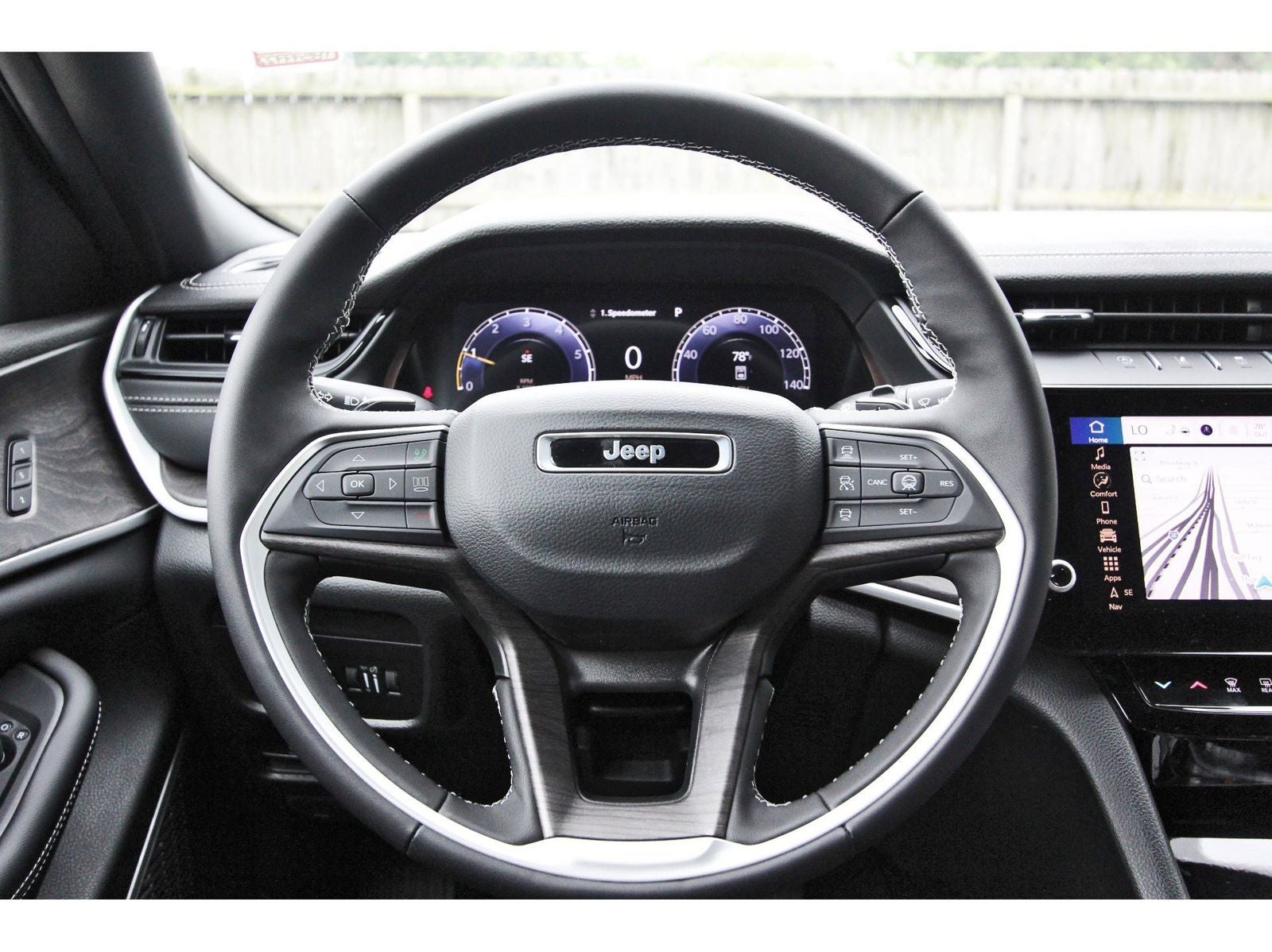 2026 Jeep Grand Cherokee L Limited 4x4