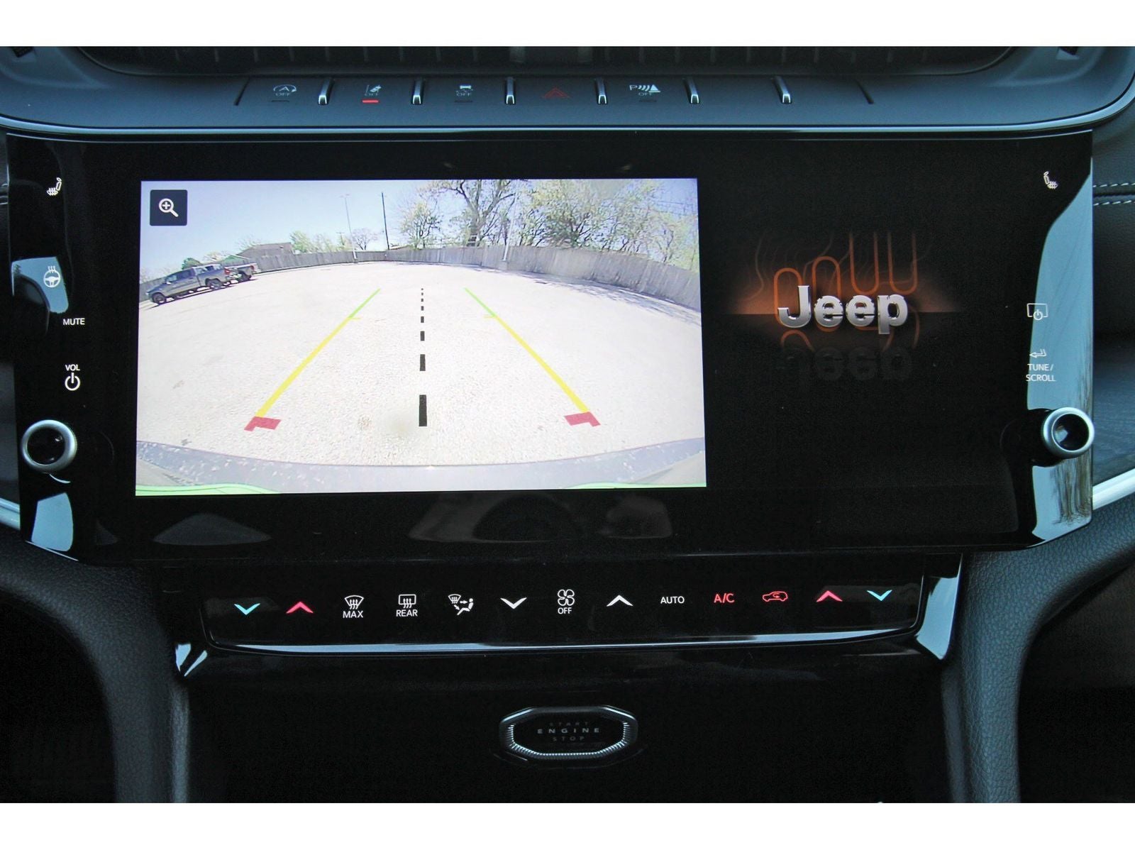 2026 Jeep Grand Cherokee L Limited 4x4