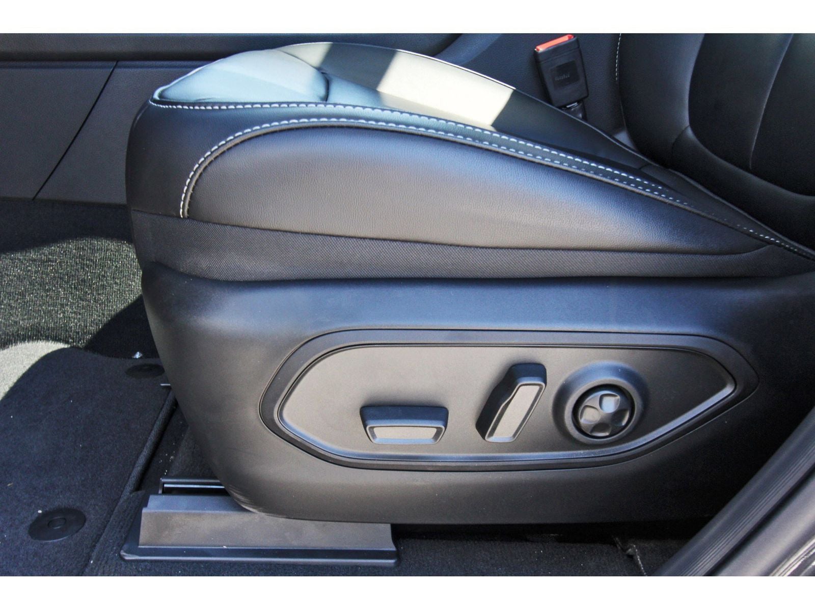 2026 Jeep Grand Cherokee L Limited 4x4