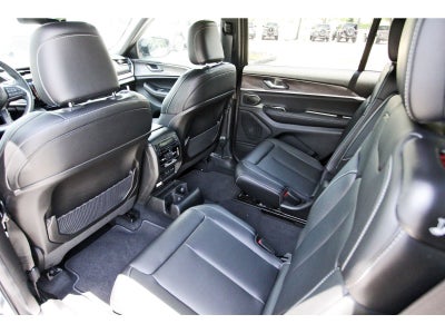 2026 Jeep Grand Cherokee L Limited 4x4