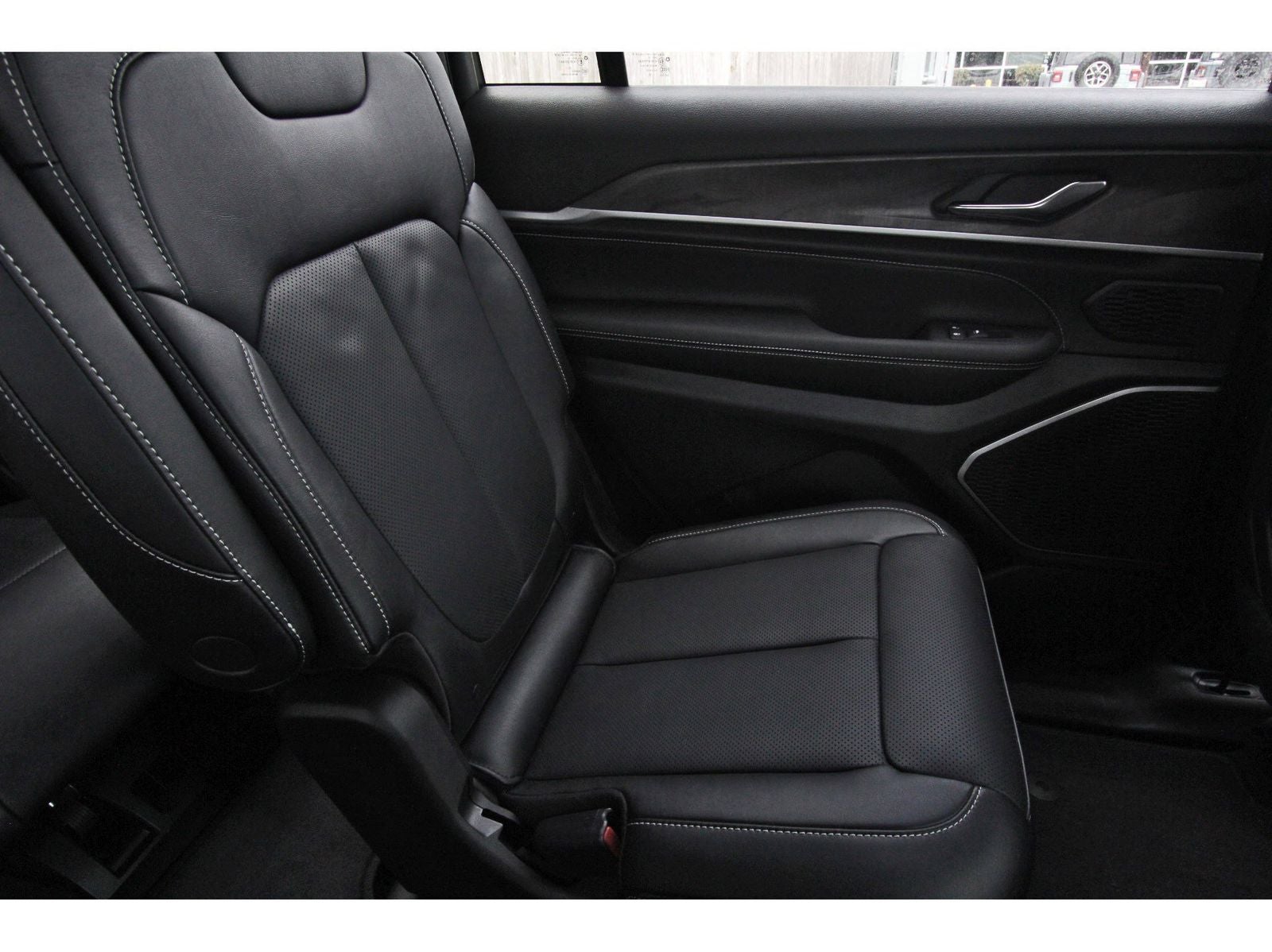 2026 Jeep Grand Cherokee L Limited Reserve 4x4