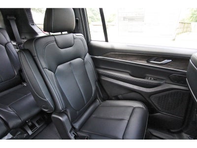 2026 Jeep Grand Cherokee L Limited 4x4