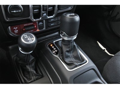 2025 Jeep Wrangler Willys 4 Door 4x4