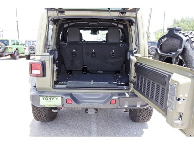 2025 Jeep Wrangler Willys 4 Door 4x4