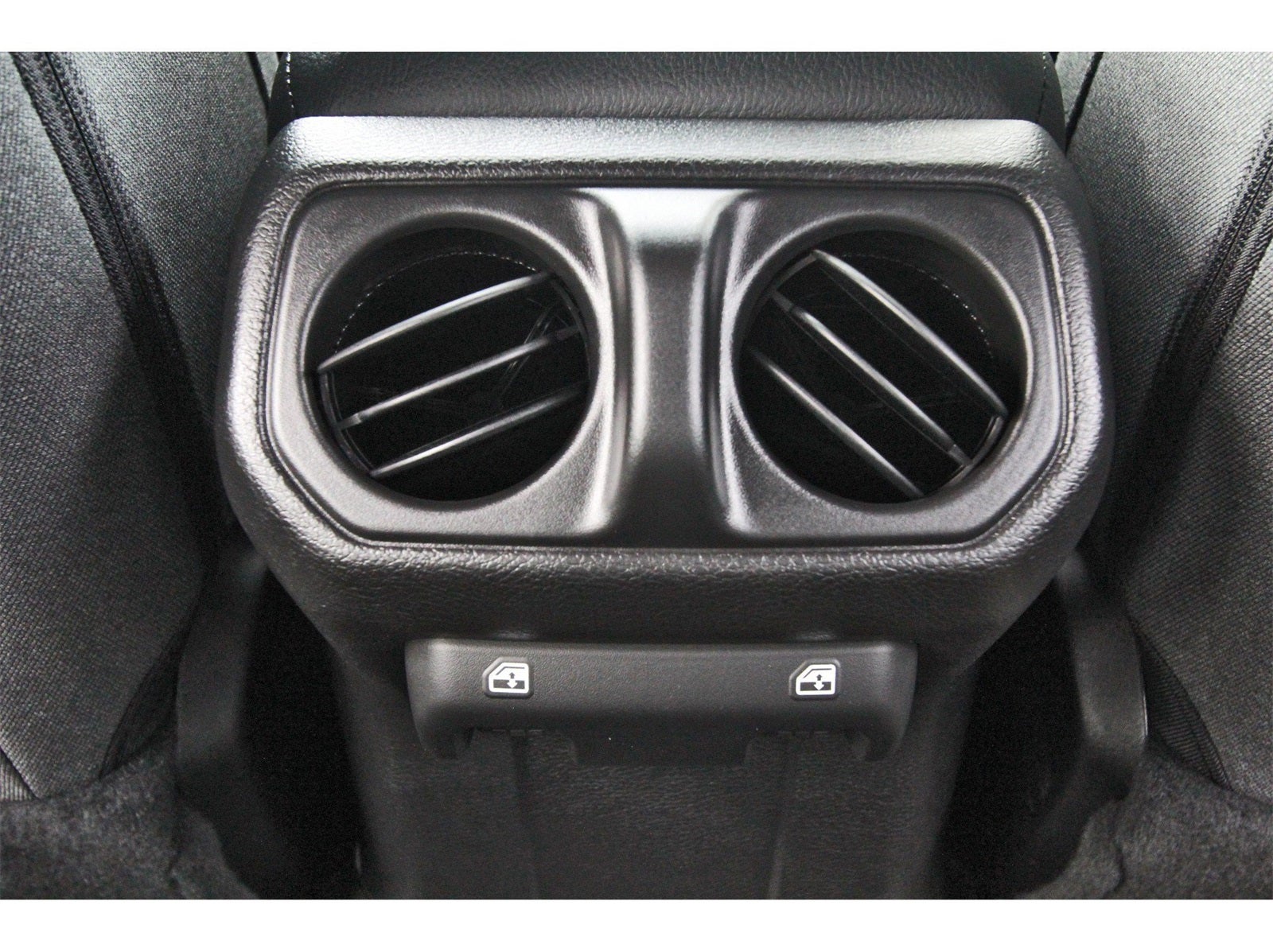 2025 Jeep Wrangler Willys 4 Door 4x4