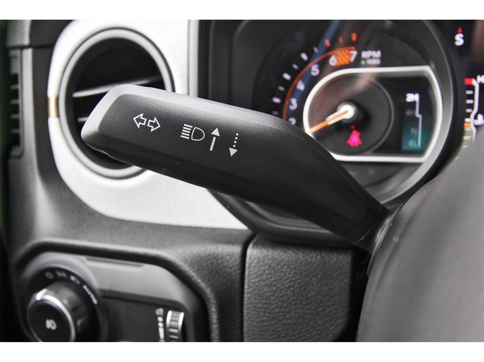 2025 Jeep Wrangler Willys 4 Door 4x4