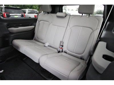 2026 Jeep Grand Wagoneer L 4x2