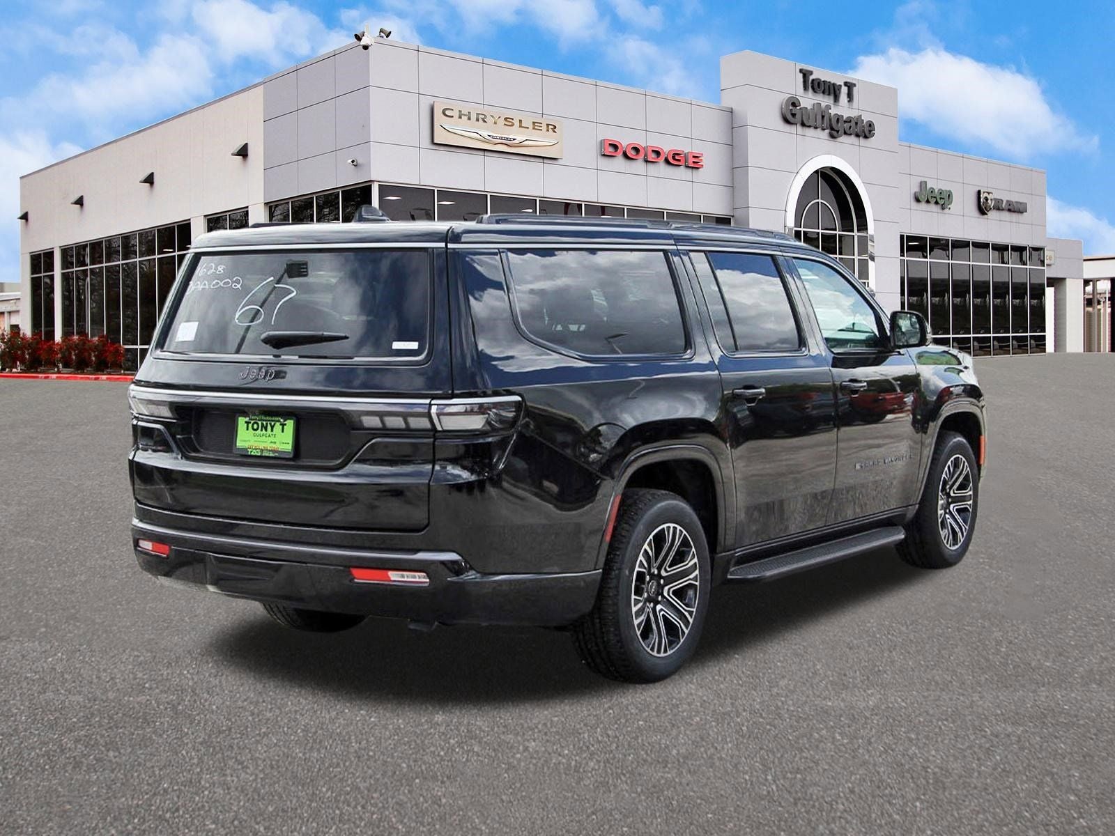 2026 Jeep Grand Wagoneer L 4x2