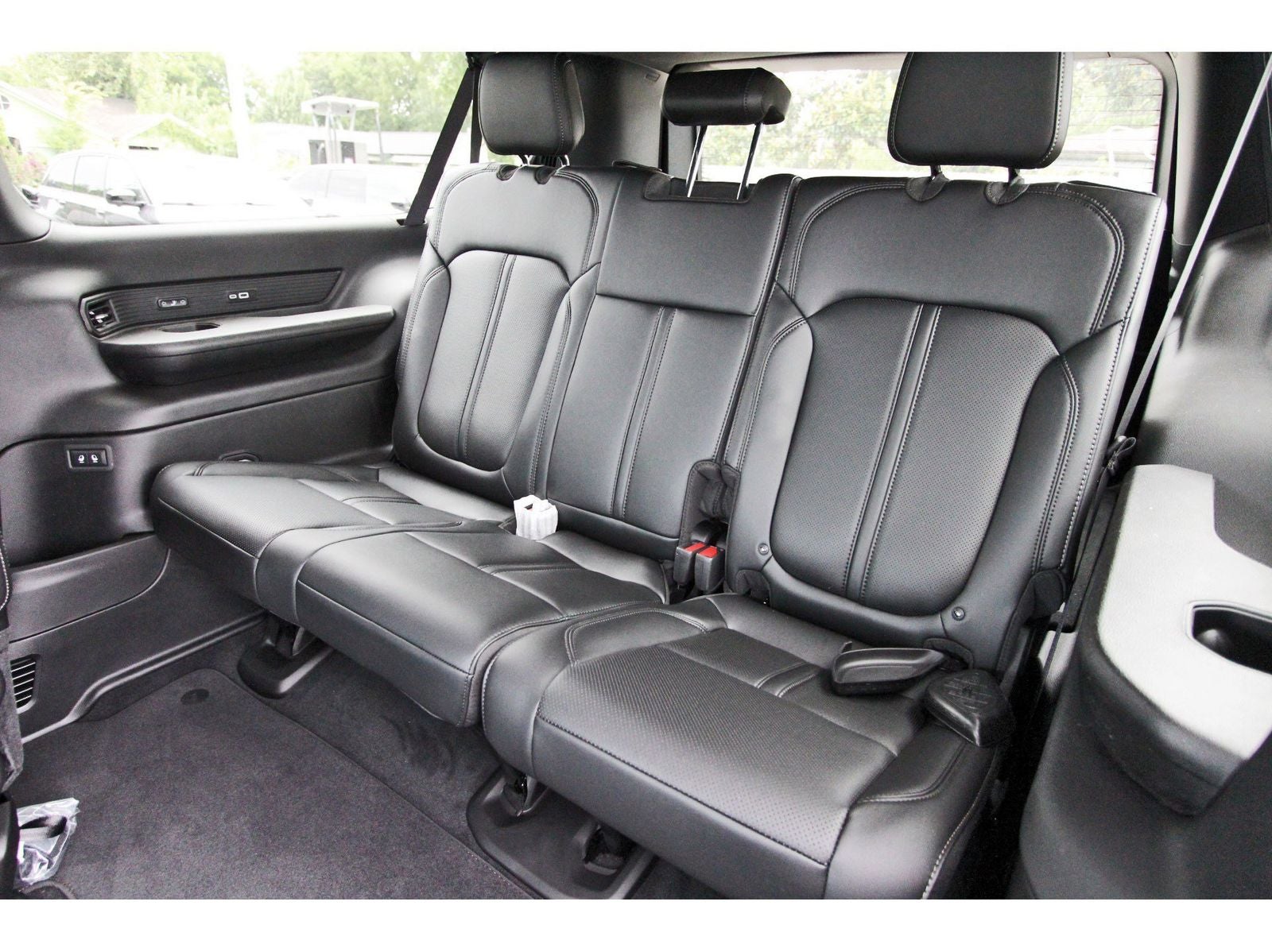 2026 Jeep Grand Wagoneer L 4x2