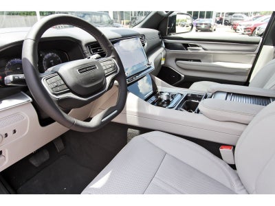 2026 Jeep Grand Wagoneer 4x2