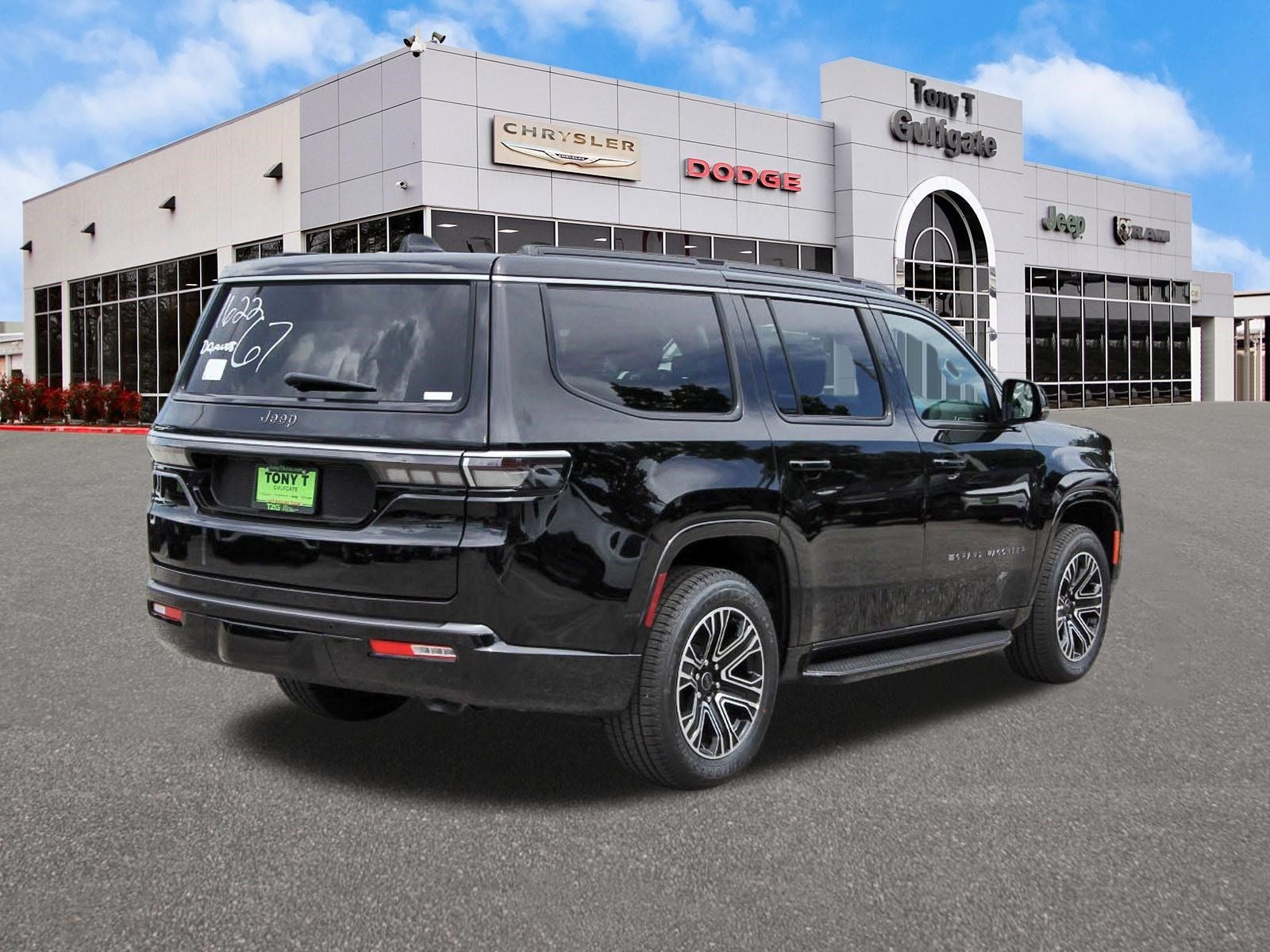 2026 Jeep Grand Wagoneer 4x2