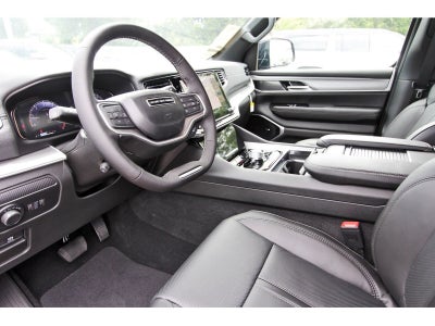 2026 Jeep Grand Wagoneer 4x2