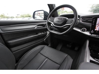 2026 Jeep Grand Wagoneer 4x2