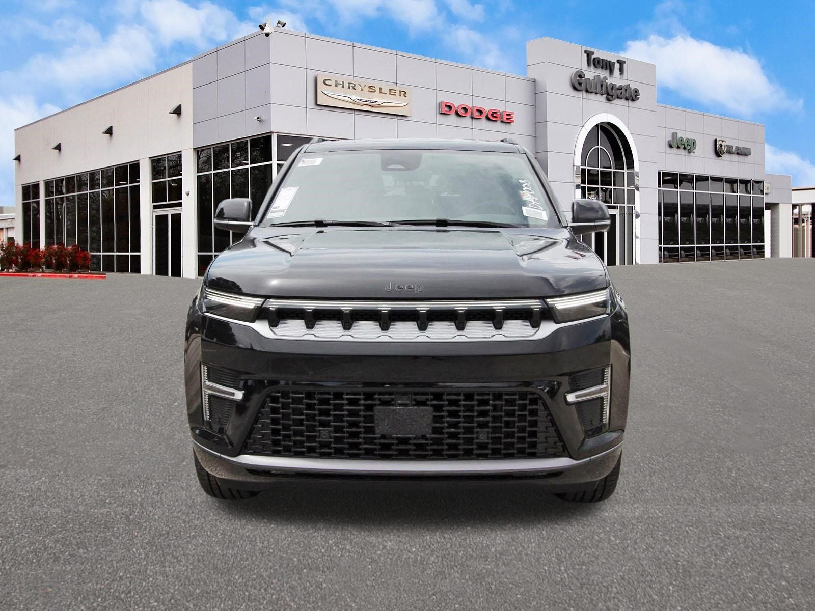 2026 Jeep Grand Wagoneer 4x2