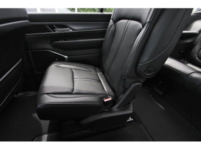 2026 Jeep Grand Wagoneer 4x2