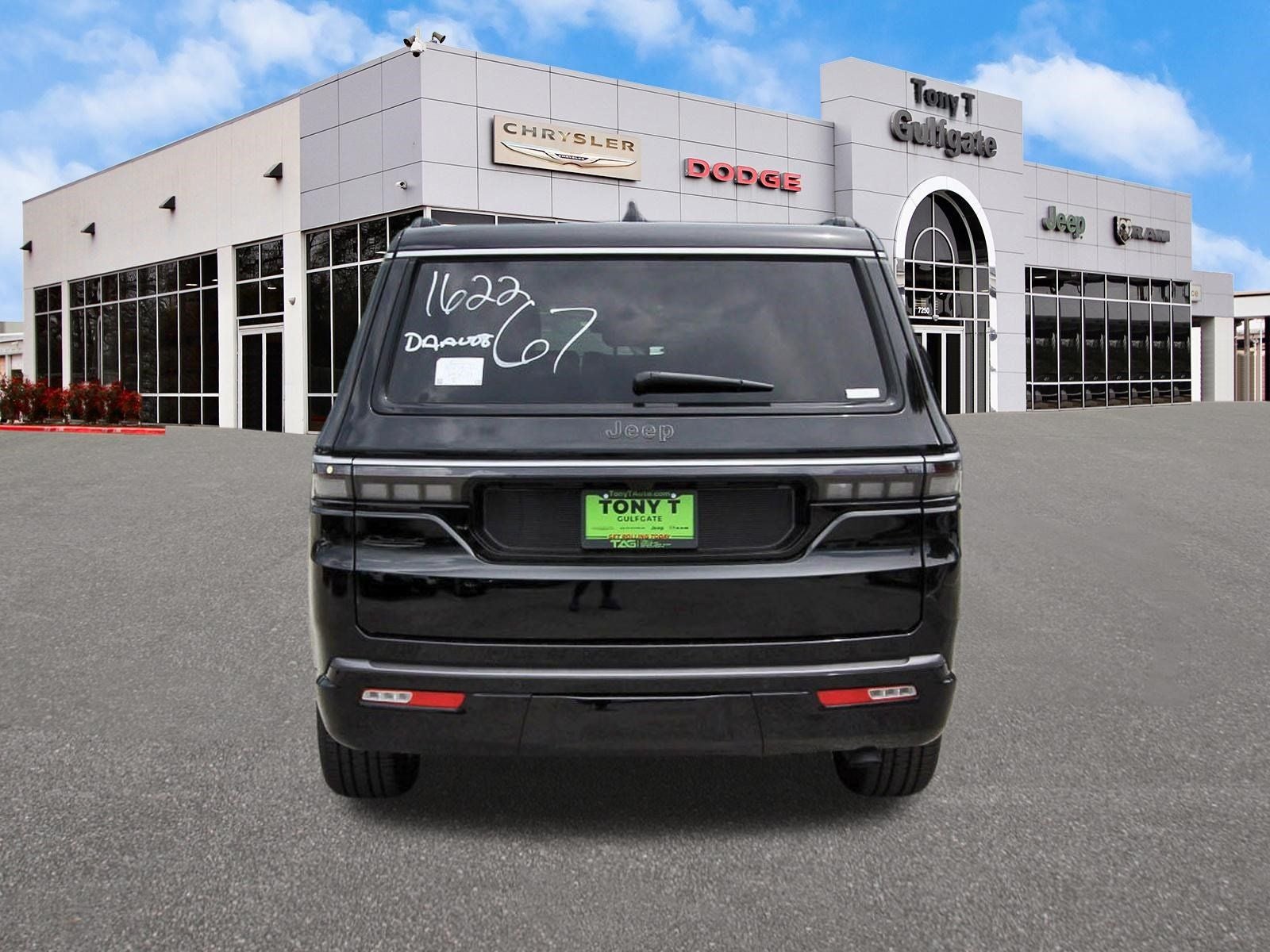 2026 Jeep Grand Wagoneer 4x2
