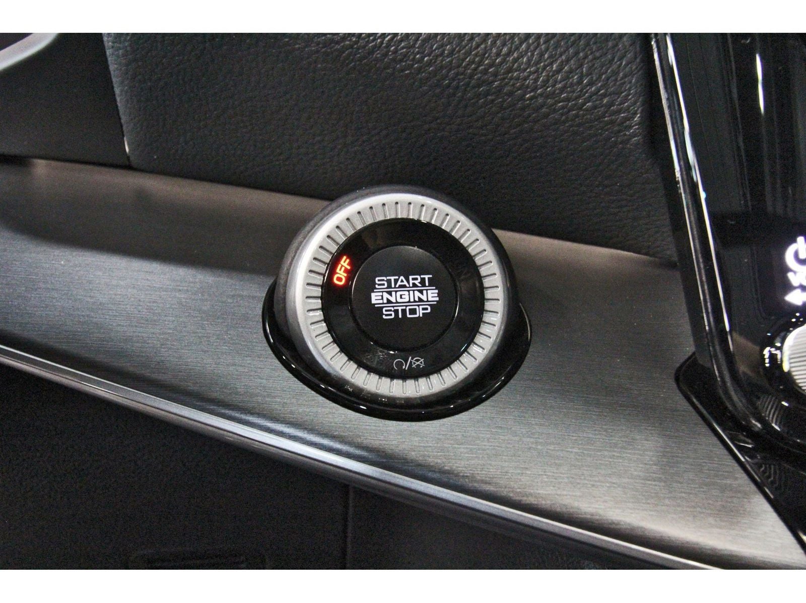 2026 Jeep Grand Wagoneer 4x4