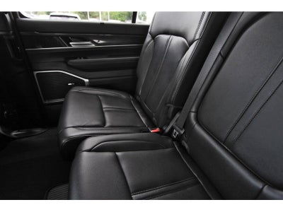 2024 Jeep Wagoneer Base