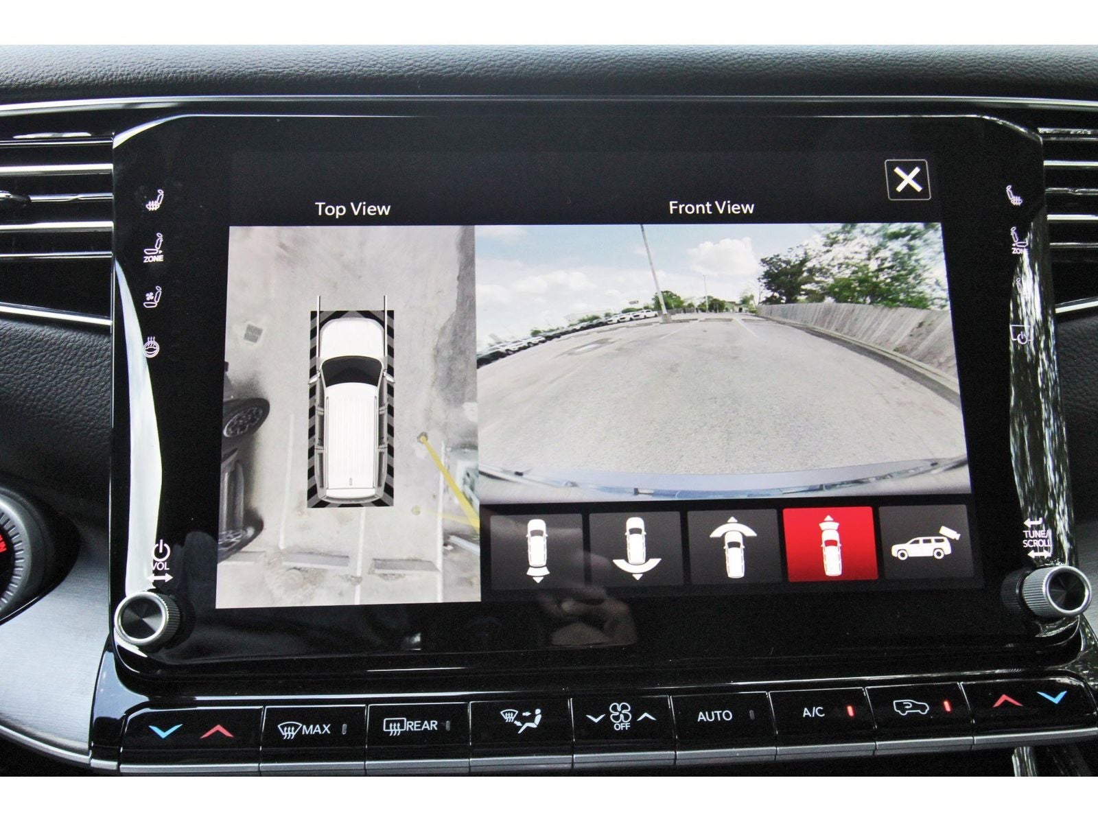 2026 Jeep Grand Wagoneer Upland 4x4