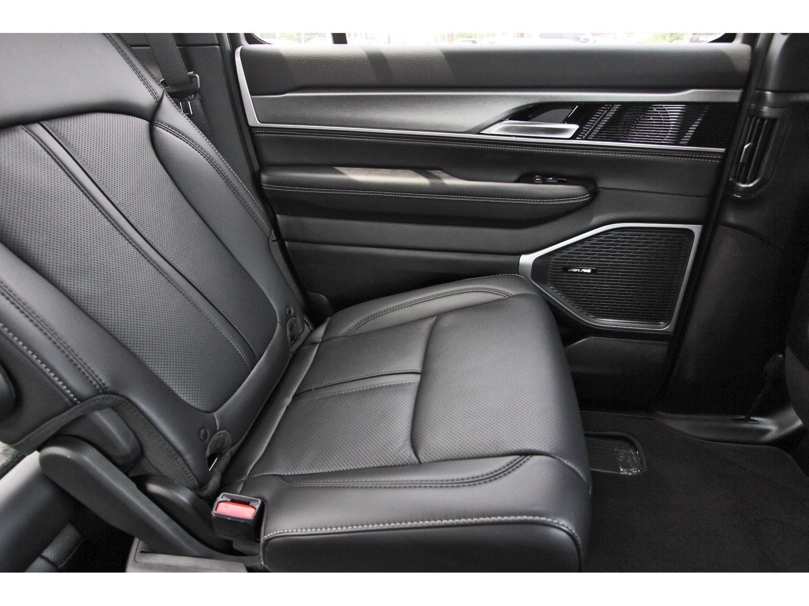 2026 Jeep Grand Wagoneer Upland 4x4