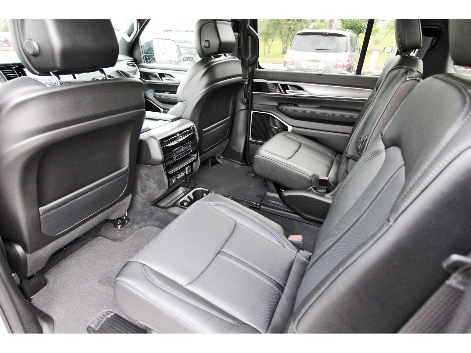 2026 Jeep Grand Wagoneer Limited Reserve 4x4