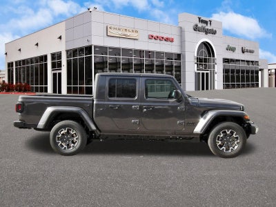2026 Jeep Gladiator Sahara 4x4