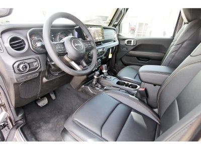 2026 Jeep Gladiator Sahara 4x4