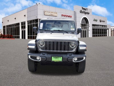 2026 Jeep Gladiator Sahara 4x4