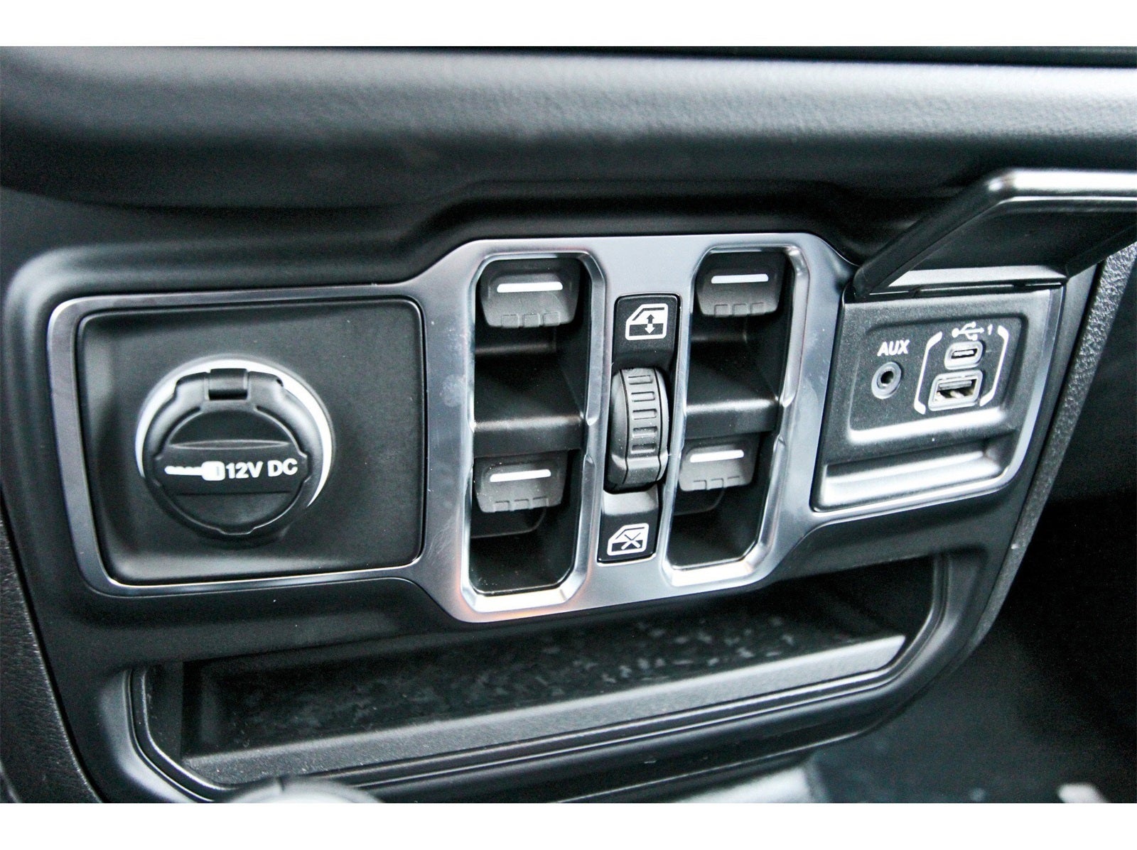 2025 Jeep Gladiator High Tide 4x4