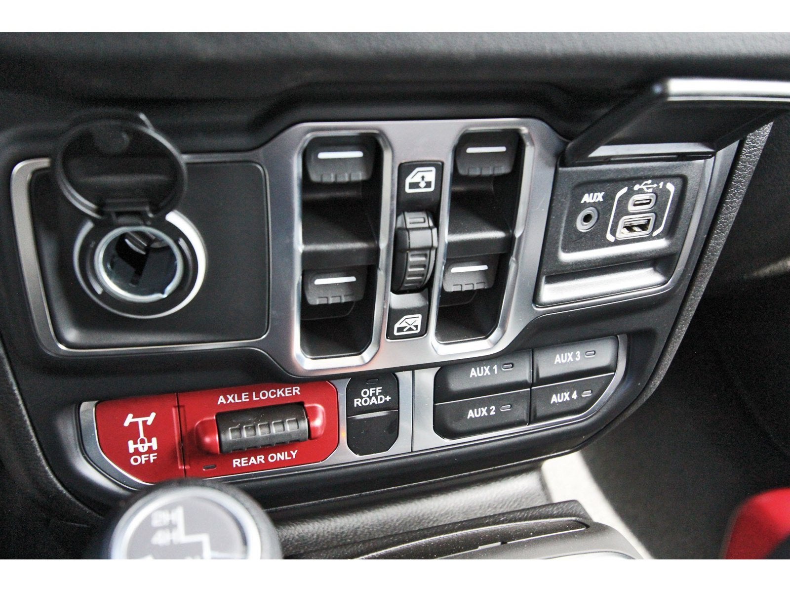 2026 Jeep Gladiator Mojave 4x4